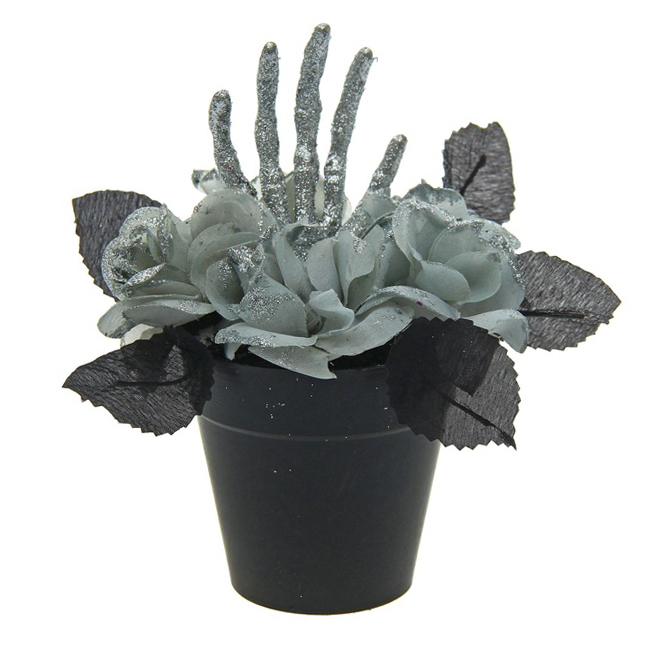 картинка Рука в цветочном горшке от магазина Одежда+