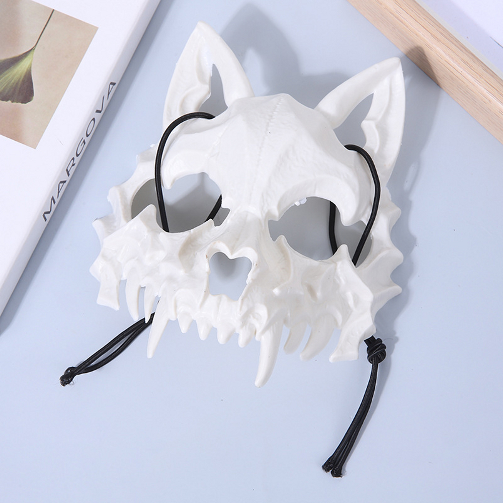 картинка Пластиковая маска «Череп волка» от магазина Одежда+