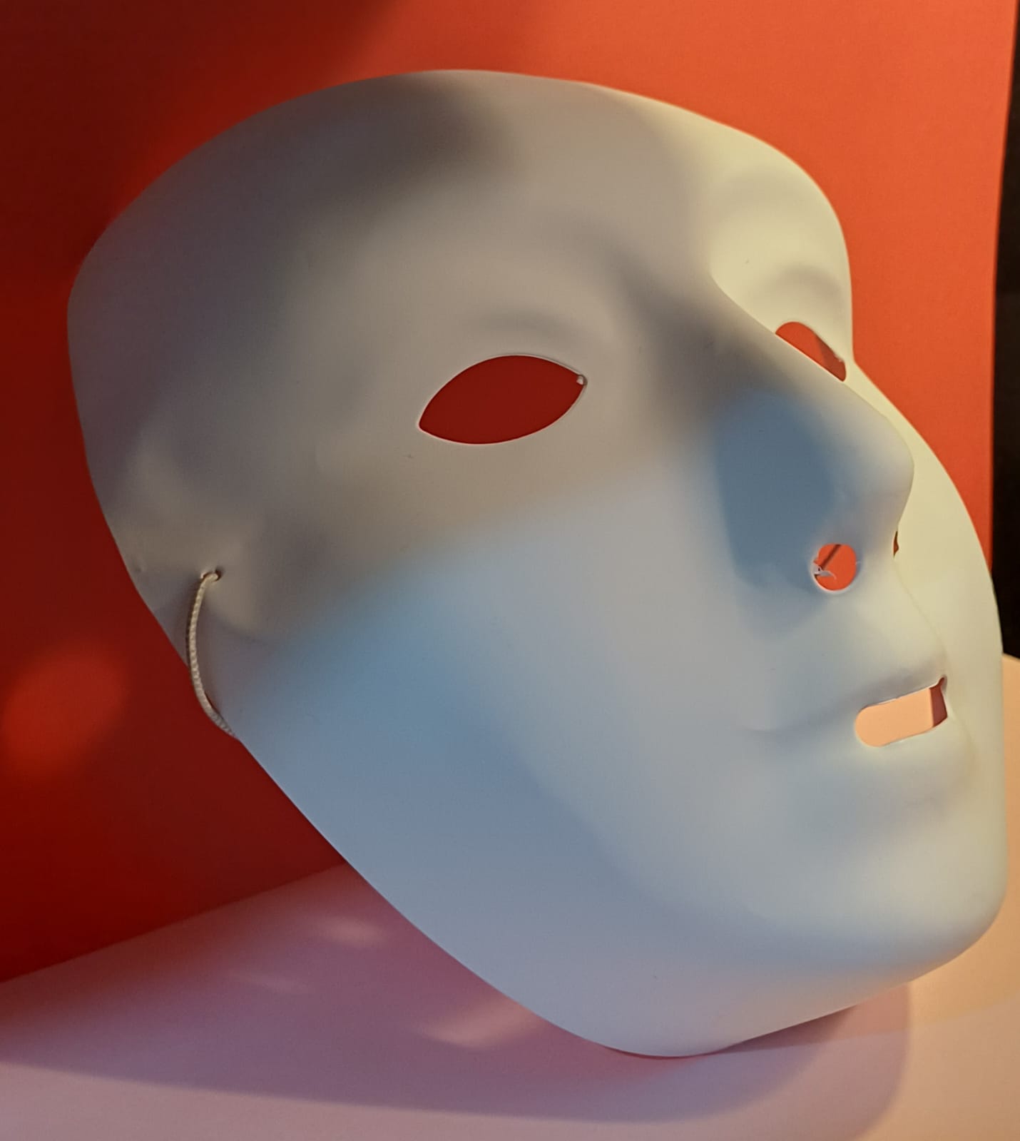 картинка Белая маска для детей от магазина Одежда+