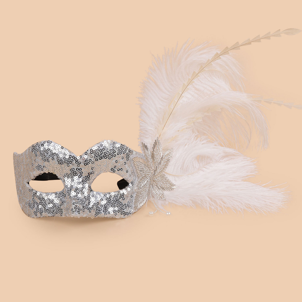 картинка Венецианская маска с пайетками и перьями от магазина Одежда+
