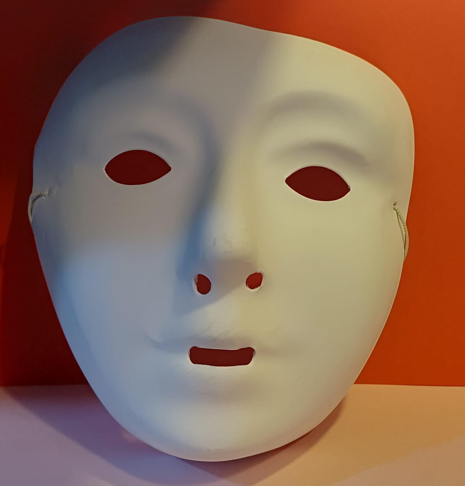 картинка Белая маска для детей от магазина Одежда+