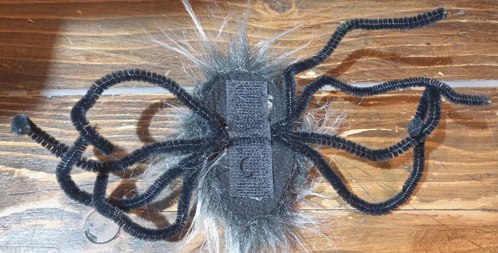 картинка Мохнатый паук - украшение на Хэллоуин в ассортименте от магазина Одежда+