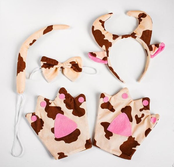 картинка Новогодний набор коровы: рожки, бабочка, перчатки, хвост от магазина Одежда+