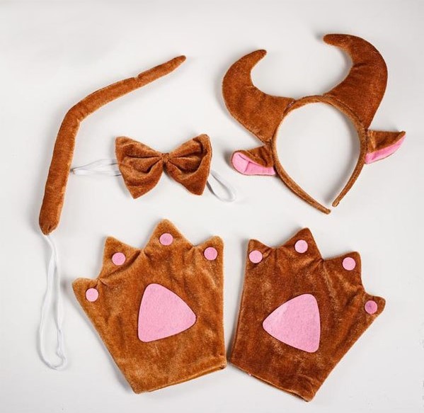 картинка Новогодний набор быка: рожки, бабочка, перчатки, хвост от магазина Одежда+