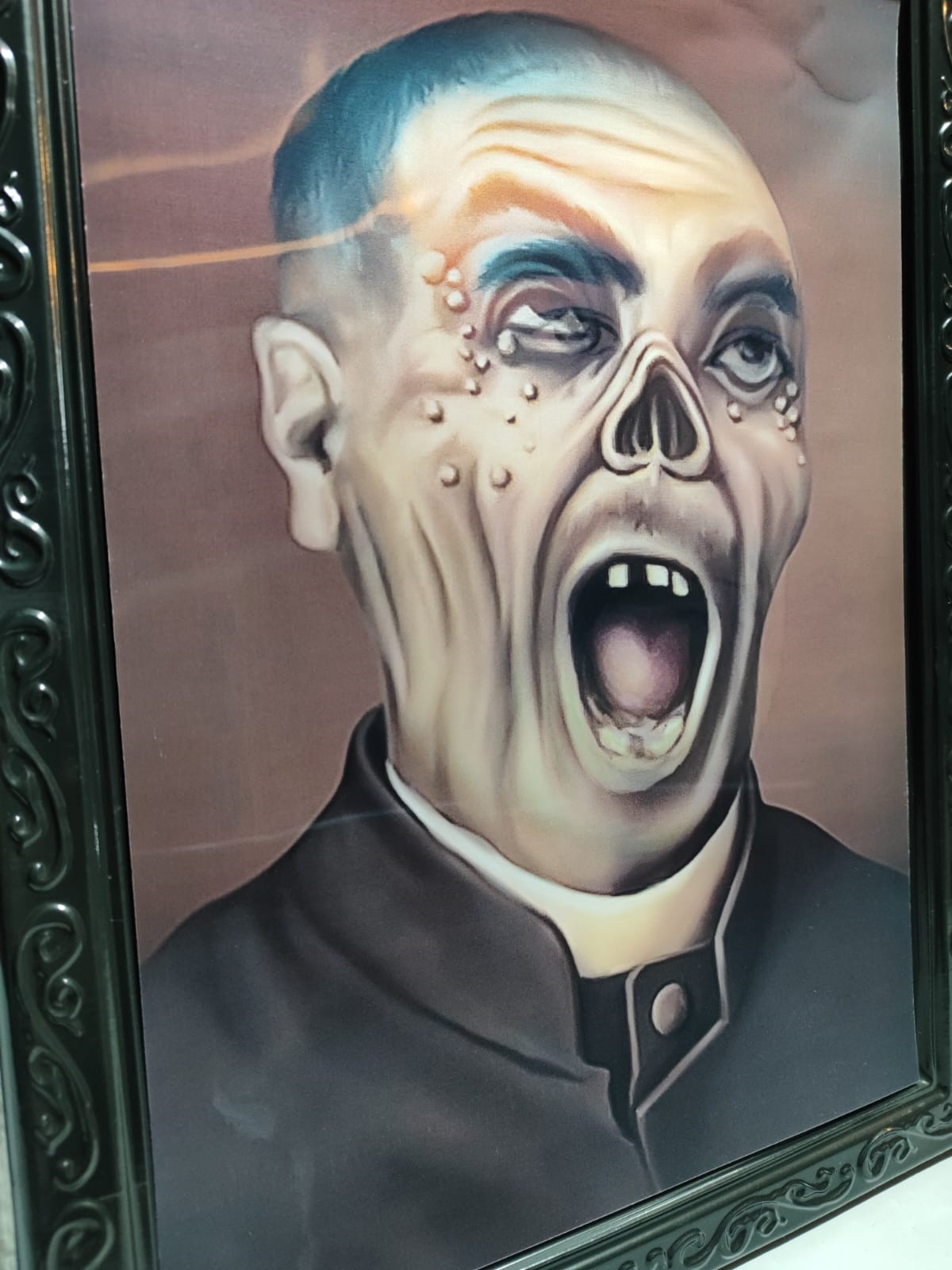 картинка Украшение на Хэллоуин - картина «Преображение» в ассортименте от магазина Одежда+