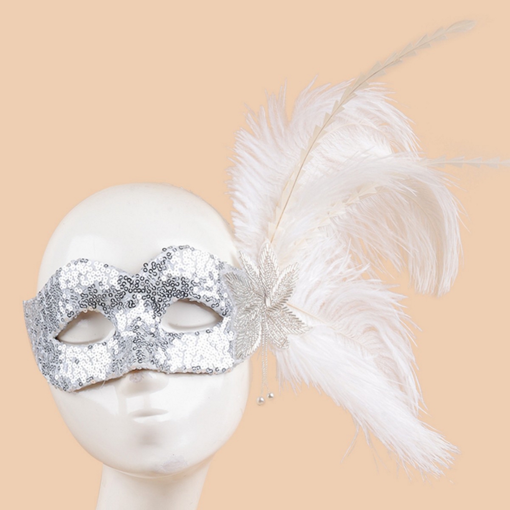 картинка Венецианская маска с пайетками и перьями от магазина Одежда+