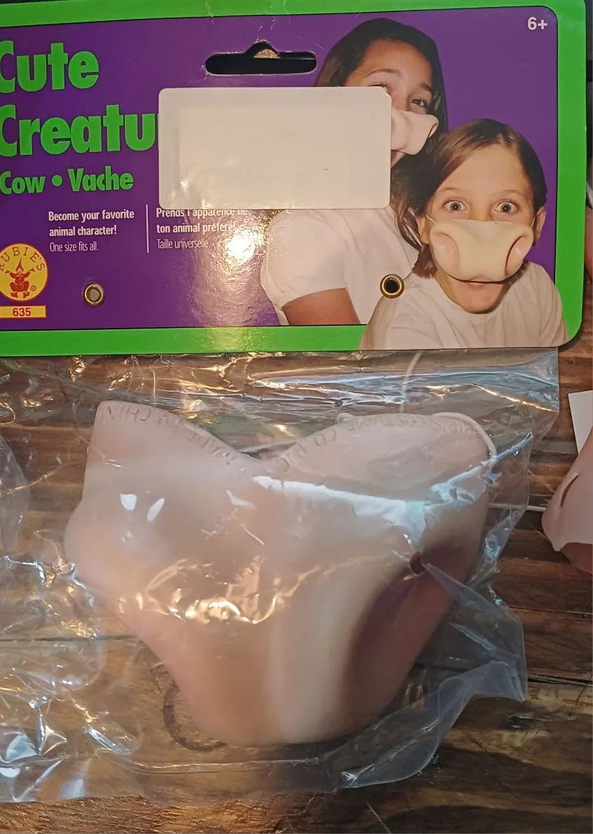 картинка Нос быка на резинке от магазина Одежда+