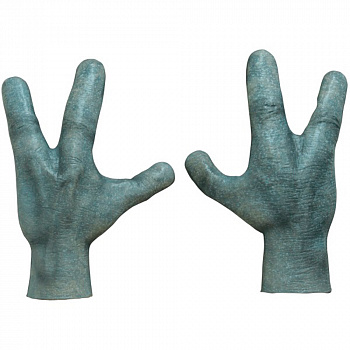 Перчатки-руки инопланетянина