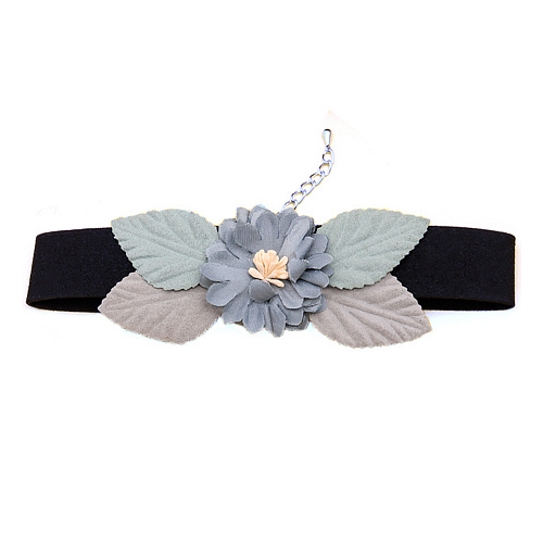 Ожерелье-чокер с серым цветком