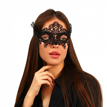 Венецианская маска «Чёрное кружево» 