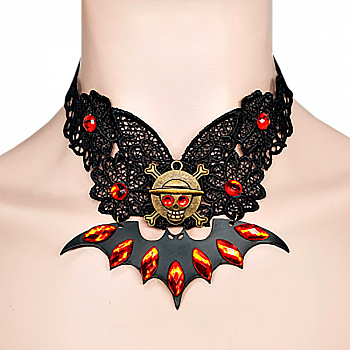 Чёрное кружевное ожерелье с летучей мышью и красными камнями