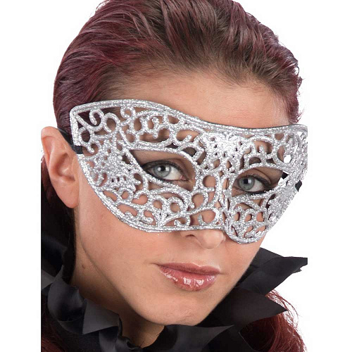 Серебристая венецианская маска с узором 
